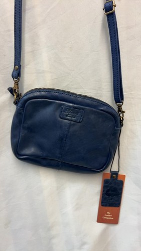 Bnwt ashwood ladies leather - bnwt,