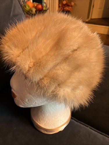 Mink fur hat - vintage, boutique