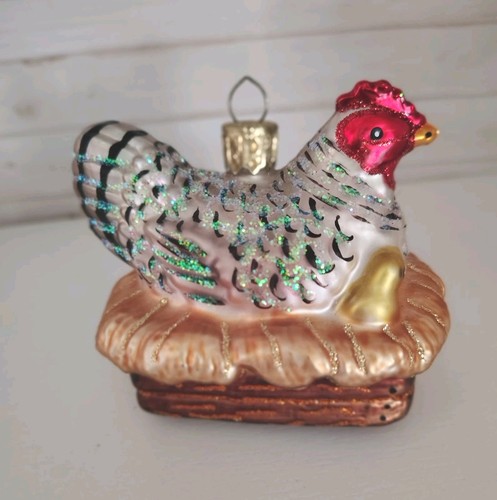 Old world hen nest - old,