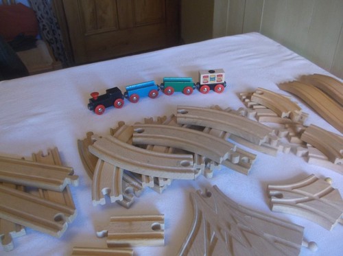 Wooden train track bundle - train,
