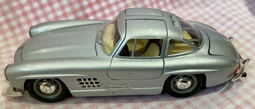 Model car burago silver - model,