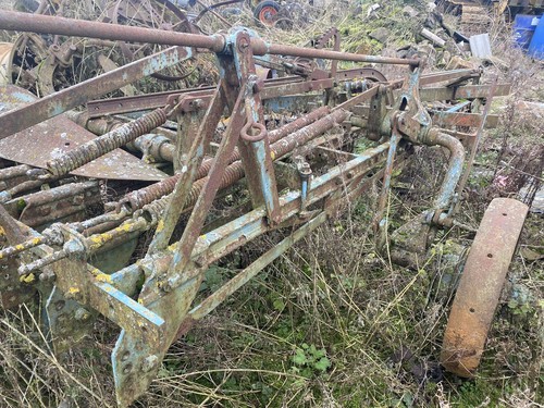 Ransomes hexatrac furrow - hexatrac,
