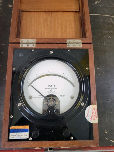 Vintage raf voltmeter - vintage,