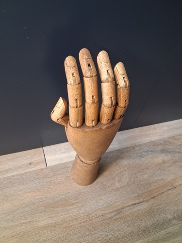Wooden articulated artist - wooden, hand