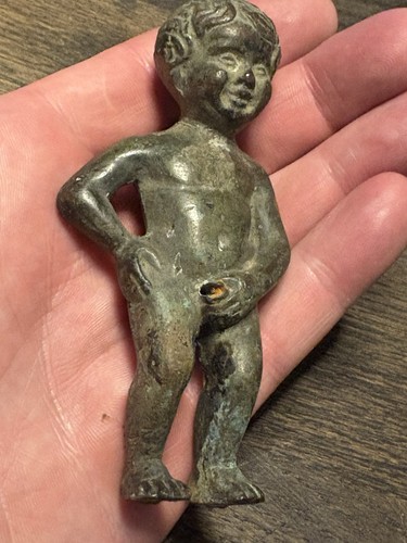 Solid bronze mannequin - solid, pis
