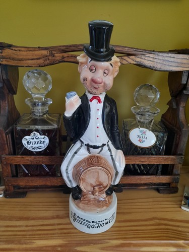 Vintage ceramic clown - clown, musical