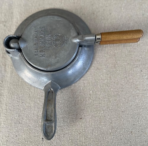 Vtg wood handle scandinavian - vtg,