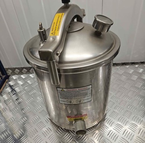Portable steam steriliser - steam,