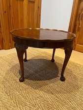 Antique mahogany round pie