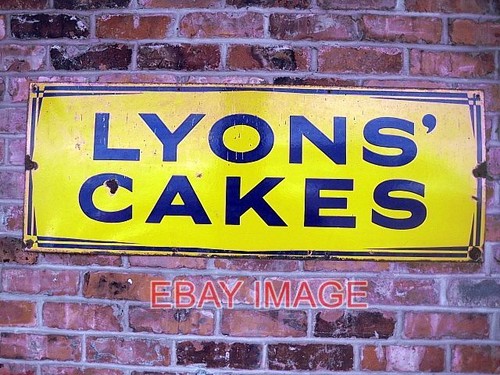 Photo lyons cakes enamel - lyons',