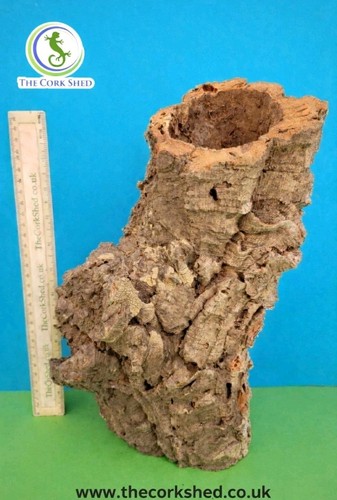 Cork bark tube hide 32cm - bark,