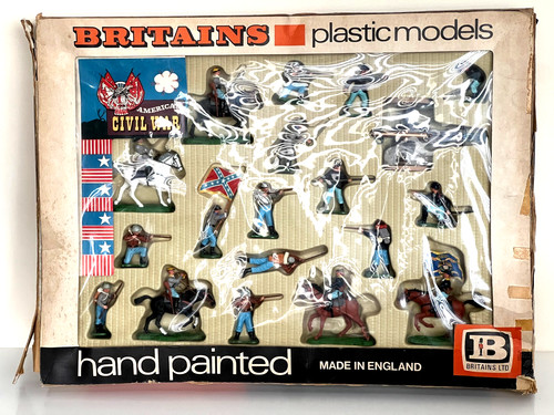 Britains plastic models - britains,