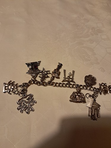 Vintage silver tone charm - silver,