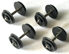 4 x Airfix disc coach