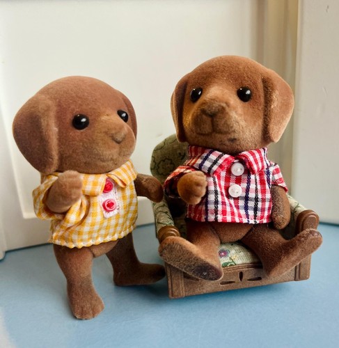 Sylvanian chocolate labrador - chocolate,