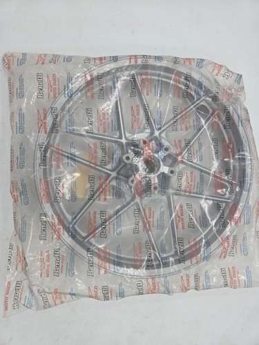 Moto guzzi v50 front wheel - moto,