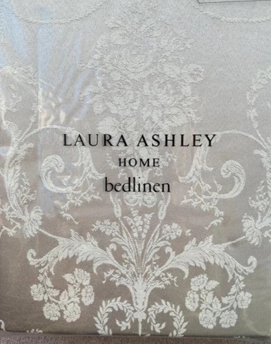 Laura ashley josette king - laura,