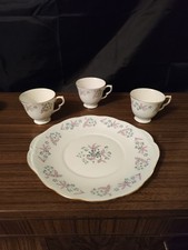 colclough Adam 8366 three cups
