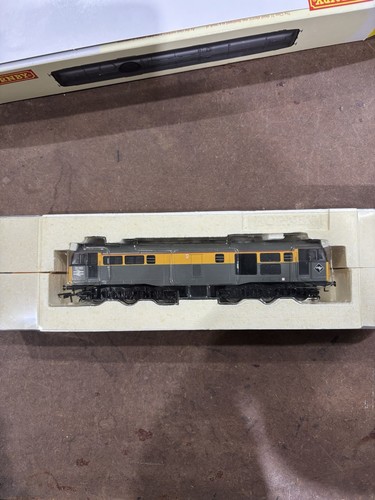 Hornby r2421 class i a - r2421,