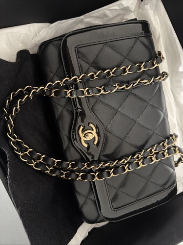 Chanel flap shoulder - chanel,