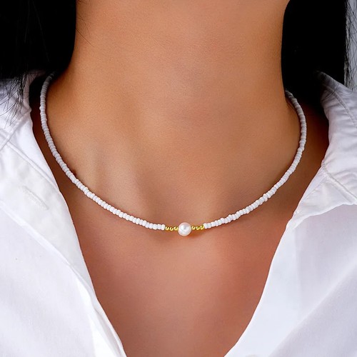 Vintage style bead choker - style,