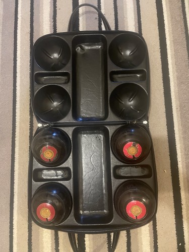 Lawn bowls carrying case - bowls,
