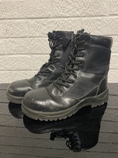 Magnum black boots size 9