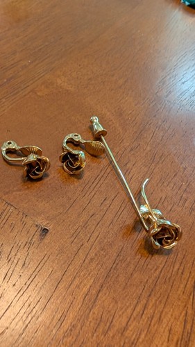 Monet vintage rose - vintage, pin