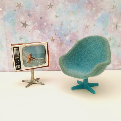 Vintage retro dolls house - vintage,
