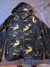 Volcom V-Science Full Zip Jacket Mid Layer Camo Fleece, Size Large.