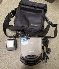 Goodmans GCD 44XP Personal Portable Walking CD Disc Player Charger & Bag Black