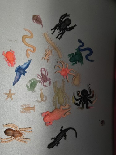 Creepy crawlers lot 21 - creepy,