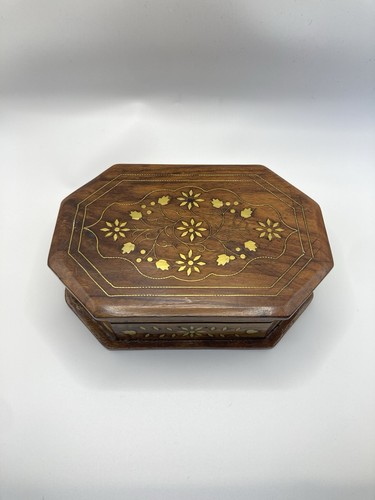 Vintage wooden trinket - vintage, box