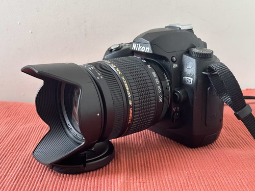 Nikon d70 dslr camera - nikon,