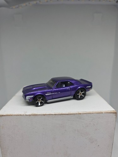 Hot wheels copo camaro - hot,