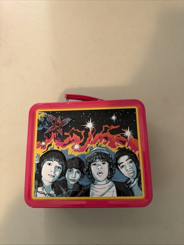 Netflix stranger things - stranger,