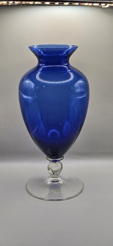 Beautiful vintage glass - beautiful,