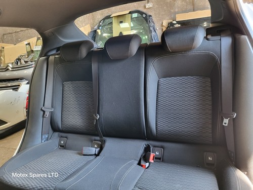 Vauxhall astra rear seats - k,