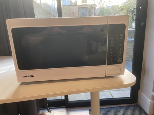 Toshiba liter 800w - 20,