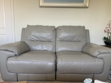 Large leather 2x2 Seater Mid Grey Electric Recliner sofas VGC 95x95x135cm TQ31AQ