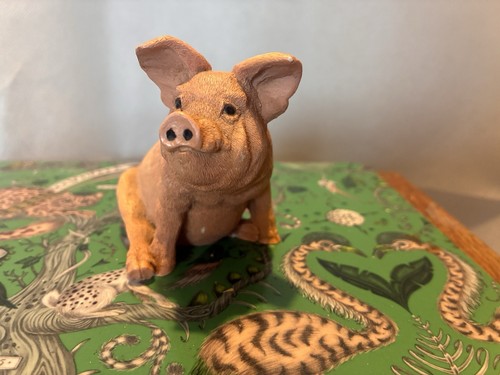 Pig figurine hog - figurine,