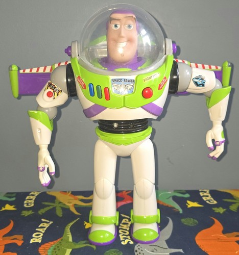 Disney pixar buzz lightyear - disney,