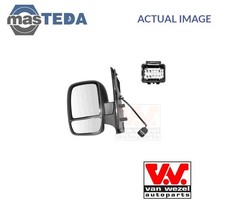 0943807 outside rear view - outside,