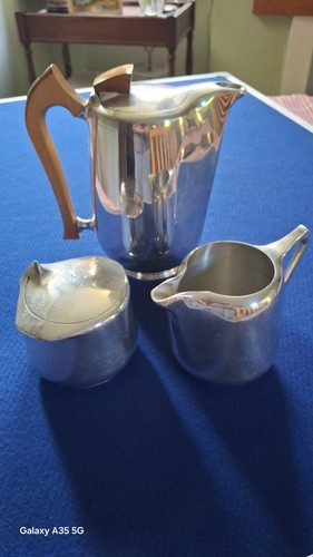 Picquot ware stainless steel - ware,