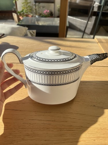 Wedgewood contrasts fine bone - wedgewood,