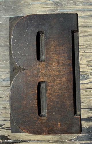 Letter vintage printers - b,