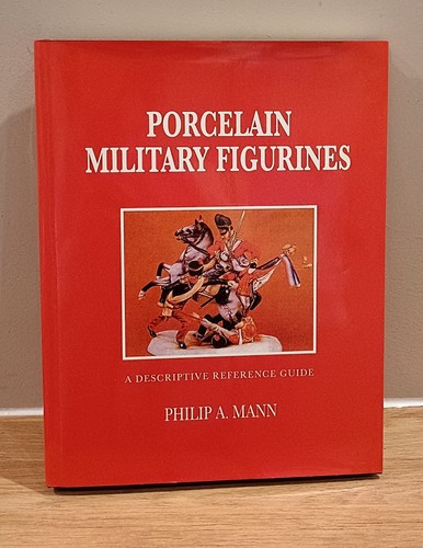 Porcelain military figurines - porcelain,