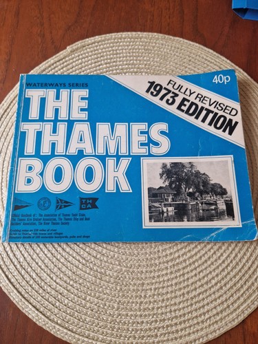 The thames book 1973 - book, paperback