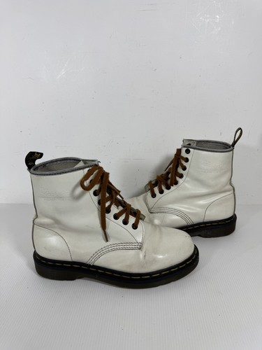 Martens docs doe white - dr.,