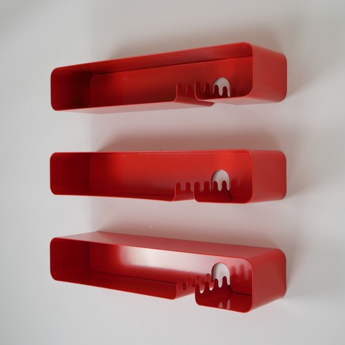 Habitat pop shelf with - 'pop',